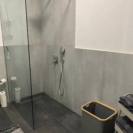 Διαμέρισμα Olympia's *